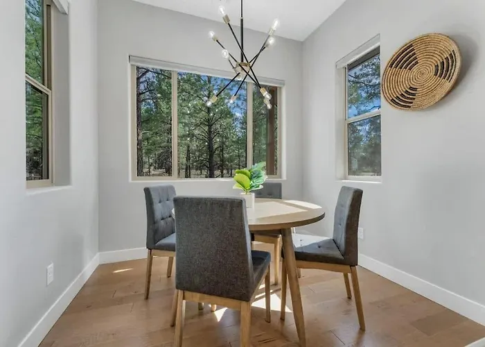 Fairway Luxury Mountain Retreat * Williams